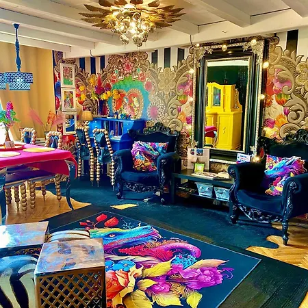 Centralish Dragon Heart Apartment *